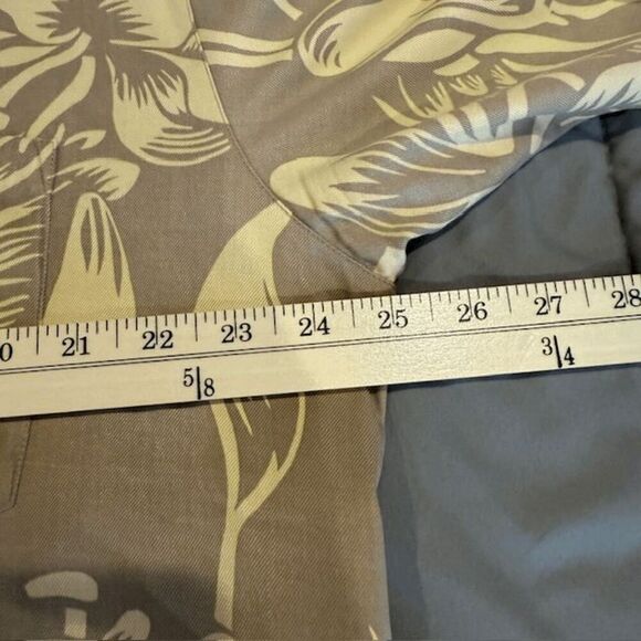 Island Republic 100% Silk Hawaiian Print Button Front Shirt Tan Cream Size Large - Picture 7 of 9